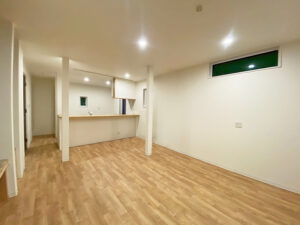 1F LDからキッチン