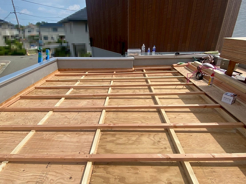 ガレージ屋根　下地のやり替え