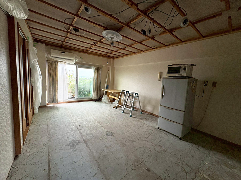 天井・床を解体