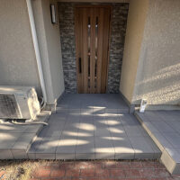 戸建てリフォーム：大阪府池田市　Ｕ様邸　玄関前のタイルの改修