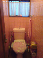 リフォーム前のトイレ